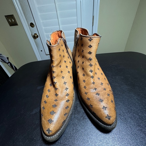 Kanna EU 36 brown star embossed ankle boot block heel almond toe - Picture 11 of 11